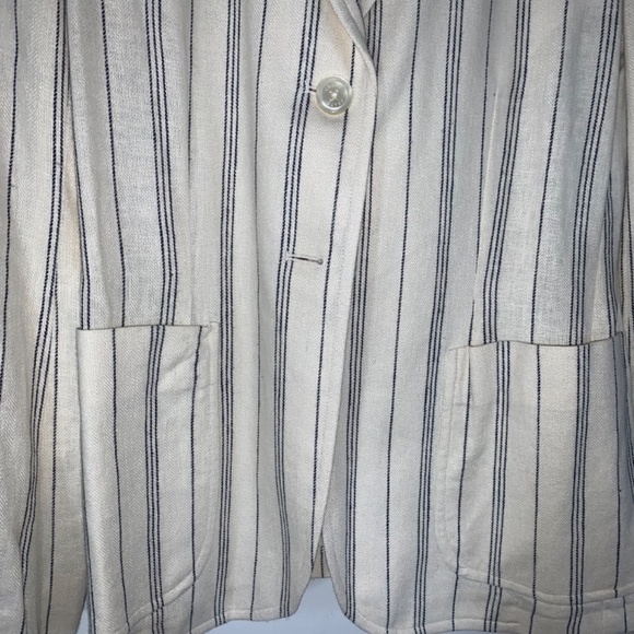 Chaps (NWT) (4) linen-blend, cream & navy, 2-button. - Picture 9 of 16